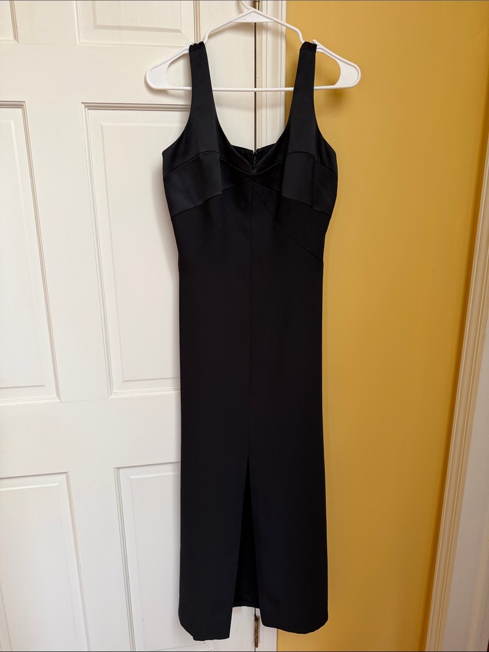 Liz Claiborne Black Sleeveless Maxi  Dress with Front Slit, size 8petite.